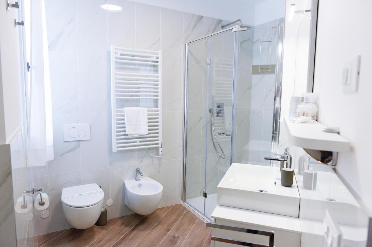 Residenza Emilia Apartment Padova Bagian luar foto