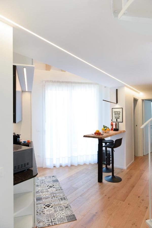 Residenza Emilia Apartment Padova Bagian luar foto