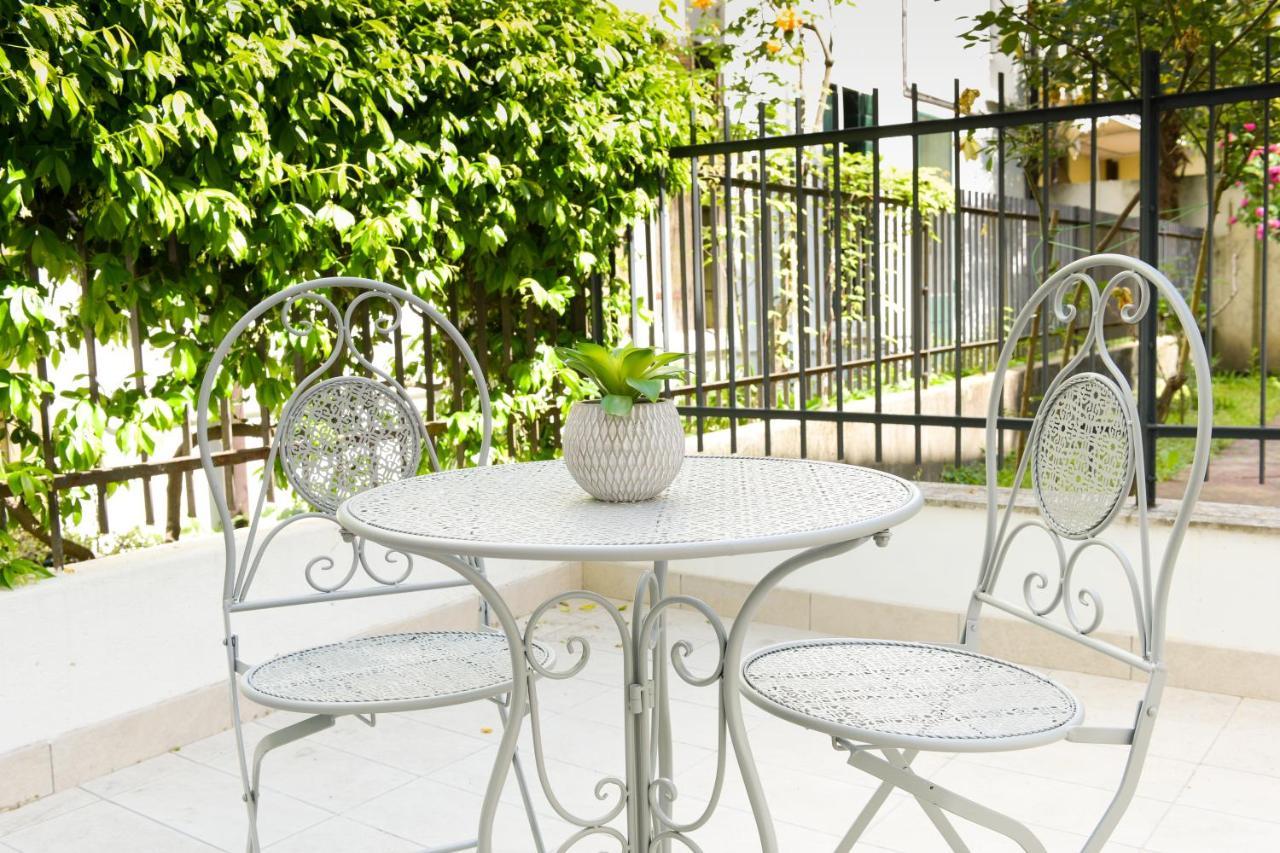 Residenza Emilia Apartment Padova Bagian luar foto